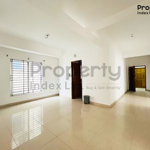 Duplex Villa with Garden in Baridhara